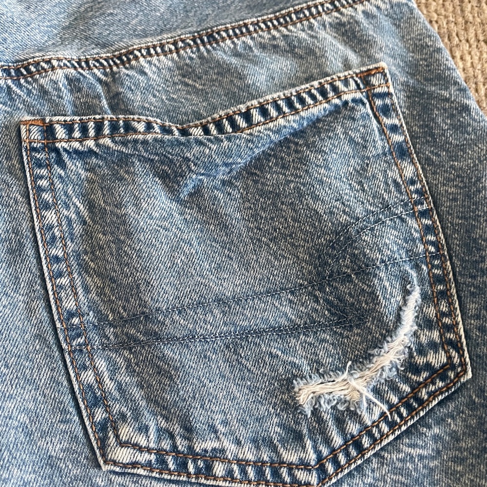 American Eagle 90s boyfriend shorts size 8 - Picture 6 of 11